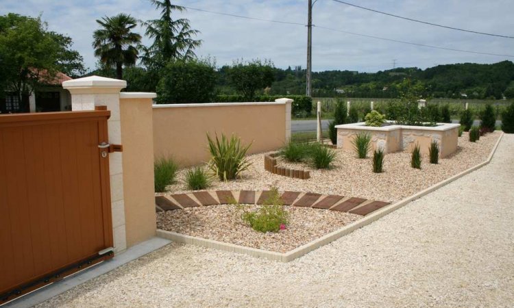 Pierres pour jardin et piscine - Saint-Pierre-d'Eyraud - Collic Matériaux